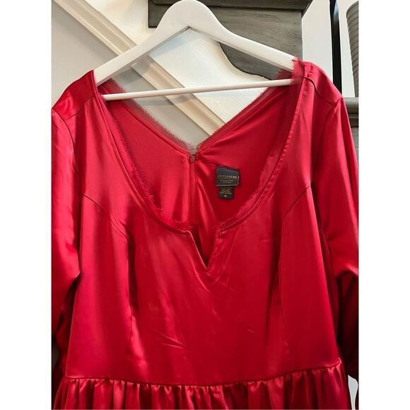 Torrid Outlander Series Red Satin Dress sz 18 EUC - Picture 3 of 8